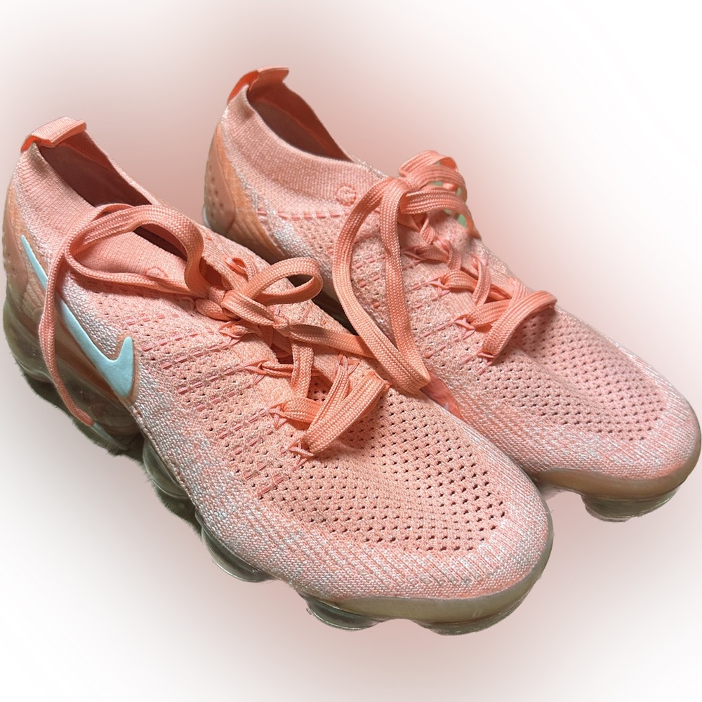 Women's Bright Pink Nike Air Vapormax